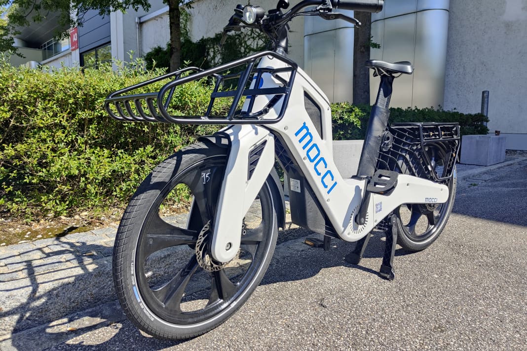 We vonden de Mocci Bike leuk. Het is de bedoeling dat het volgend jaar in serieproductie gaat en beschikbaar is voor bezorgdiensten.