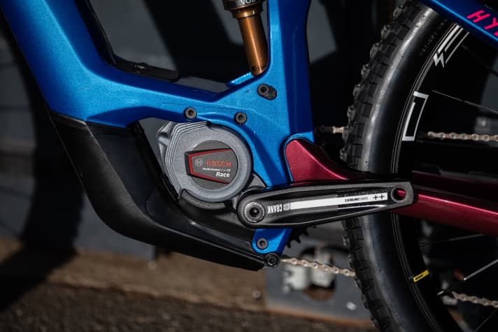 De motoren van de twee nieuwe all-mountain bikes komen van Bosch. De Hybe 9 is uitgerust met het Bosch Performance CX Smart System, de Hybe 11 is uitgerust met de Bosch Performance CX-R (elk 250 W)
