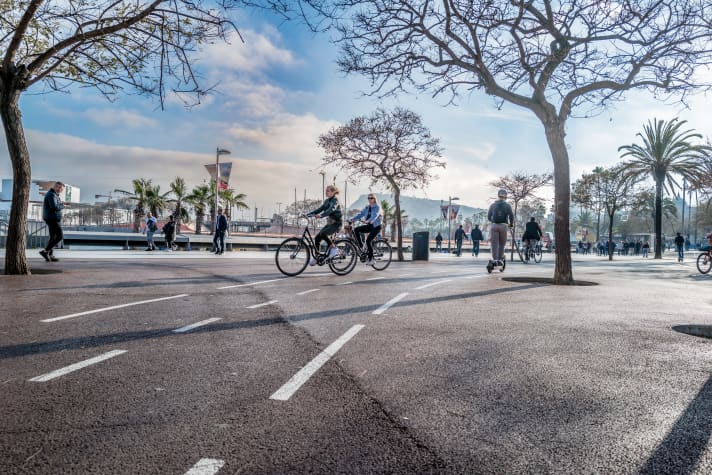Fietsstad Barcelona: Gescheiden van het stadsverkeer kunnen fietsers genieten van de stad.