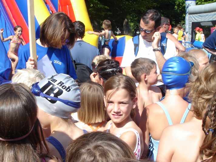 Nicole Koller bij de Ironmal-Kids. Net als haar toekomstige ploeggenote Anne Terpstra had ze als kind al ambities in de triatlon.
